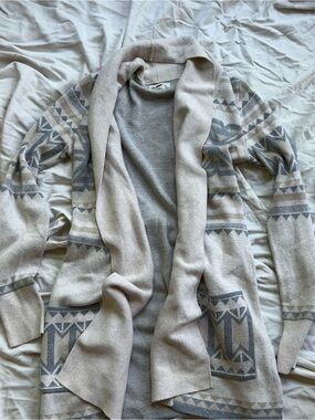 Light Beige & Gray Open-Front Shawl Collar Cardigan